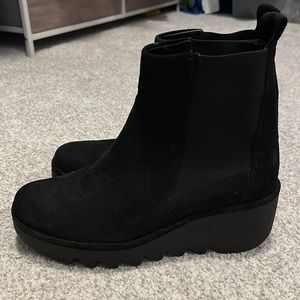 Black Fly London suede wedges